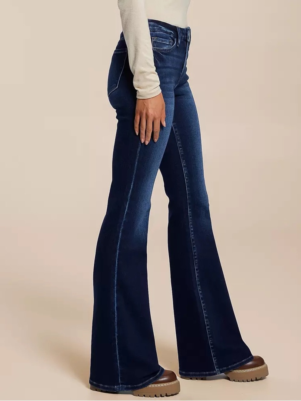Flying Monkey Mid Rise Flare Stretch Jeans Adorable color dark indigo stretch 32 - Picture 2 of 13